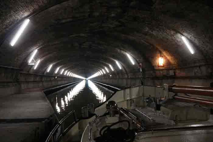 tunnel